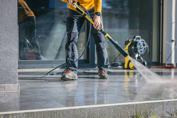 Why Choose Our Certified Pressure Washing Experts for Your Project Needs in South Lyon, MI?
